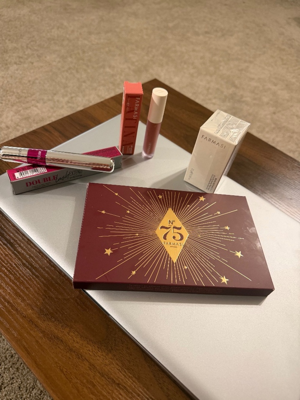 Farmasi make-up bundle